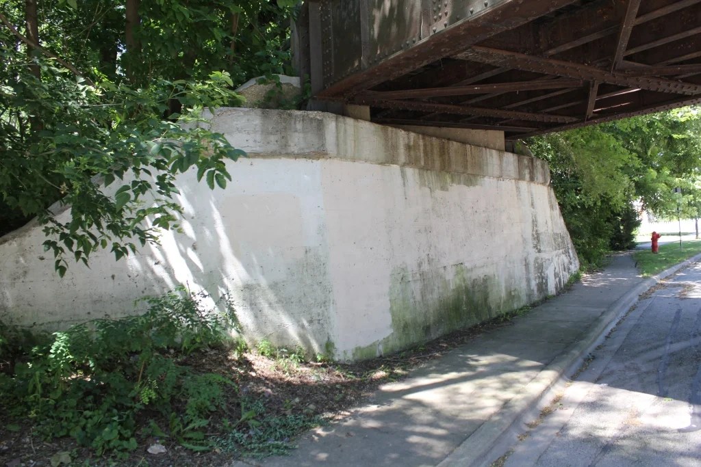La Fox River Drive Trail Bridge